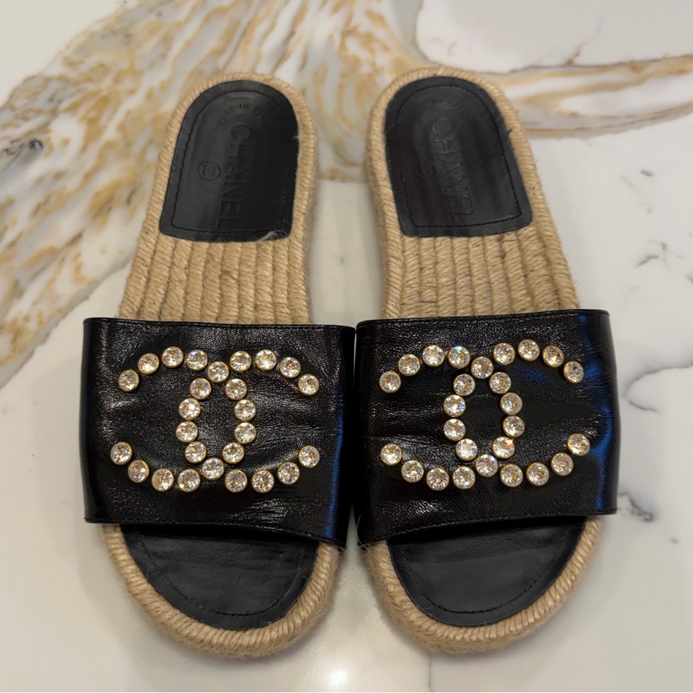 CHANEL Black Leather Slide Sandals with Crystal CC Logos - Picture 2 of 6